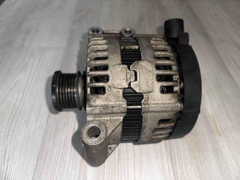 Генератор Peugeot 308 1.6 5FW