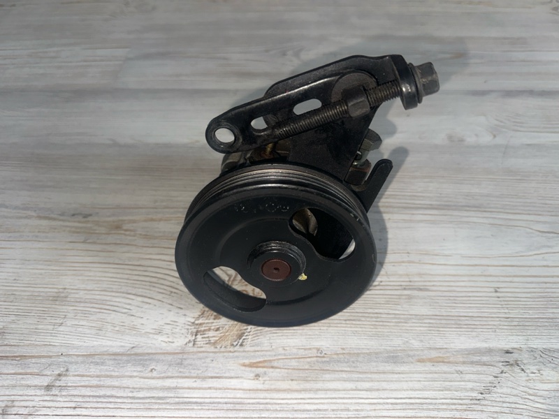 Насос гидроусилителя руля Kia Rio 2005 1.5 A5D контрактная