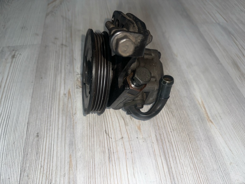 Насос гидроусилителя руля Kia Rio 1.5 A5D