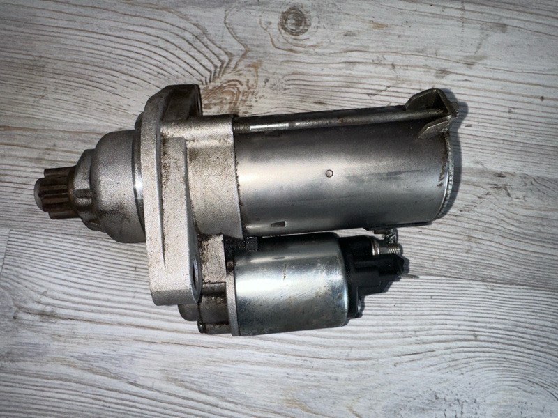 Стартер Oktavia 2010 A5 1.6 BSE