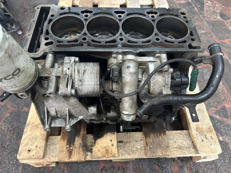 Блок цилиндров Volkswagen Tiguan 2011 2.0 CAWA контрактная