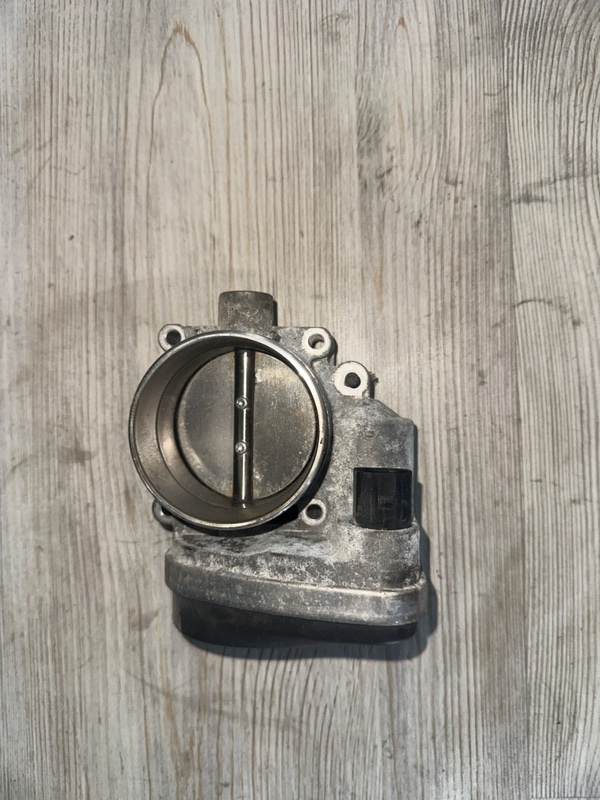 Дроссельная заслонка BMW X5 2005 E53 M54B30 контрактная