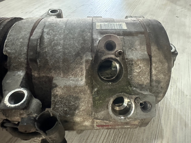 Компрессор кондиционера X5 2005 E53 M54B30