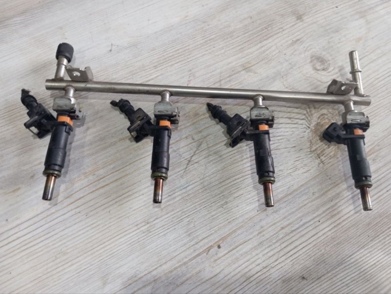 Топливная рейка Chevrolet Cruze 1.8 F18D4 Топливная рейка Chevrolet Cruze 1.8 F18D4