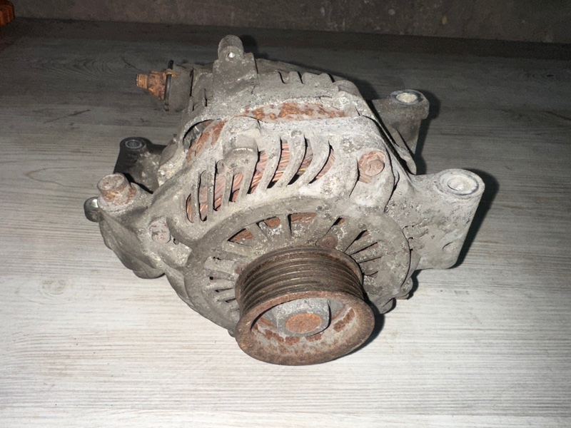 Генератор Mitsubishi Outlander XL 2011 3.0 6B31 контрактная