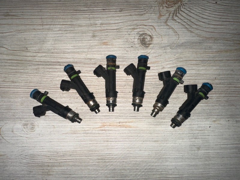 Форсунка топливная Mitsubishi Outlander XL 2011 3.0 6B31 контрактная