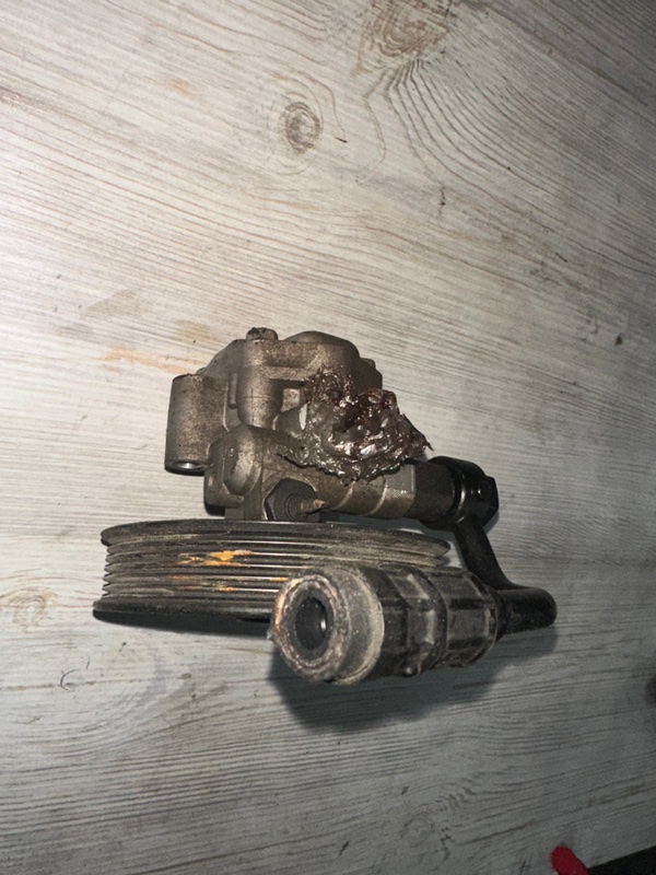 Насос гидроусилителя руля Hyundai Tucson 2.7 G6BA