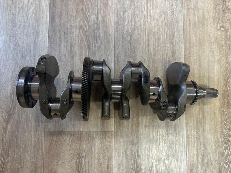 Коленвал Volvo XC90 2019 2.0 D4204T23 контрактная