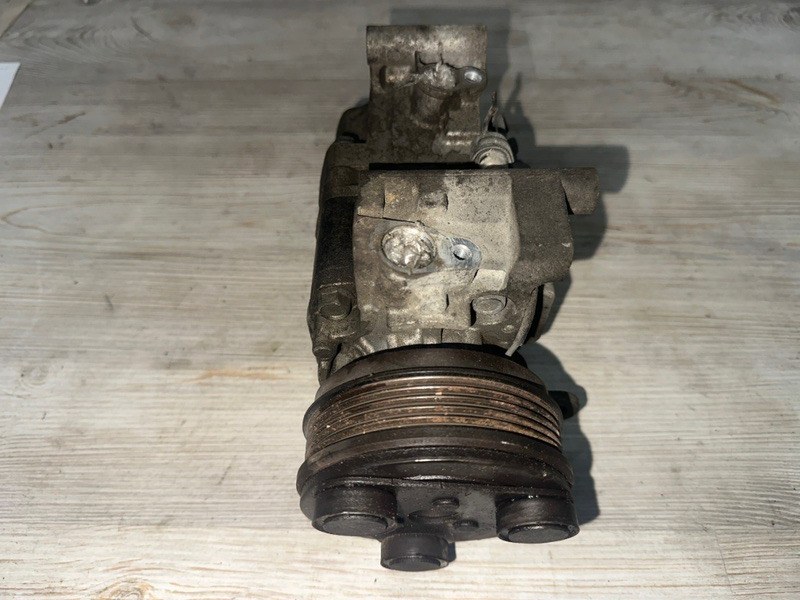 Компрессор кондиционера Mazda 6 2008 GG 2.0 LF контрактная