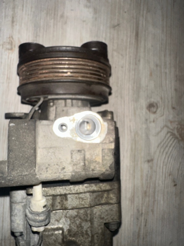 Компрессор кондиционера Mazda 6 GG 2.0 LF