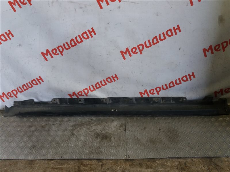 Накладка на порог (наружная) правая AVENSIS 2007 T250 2.0