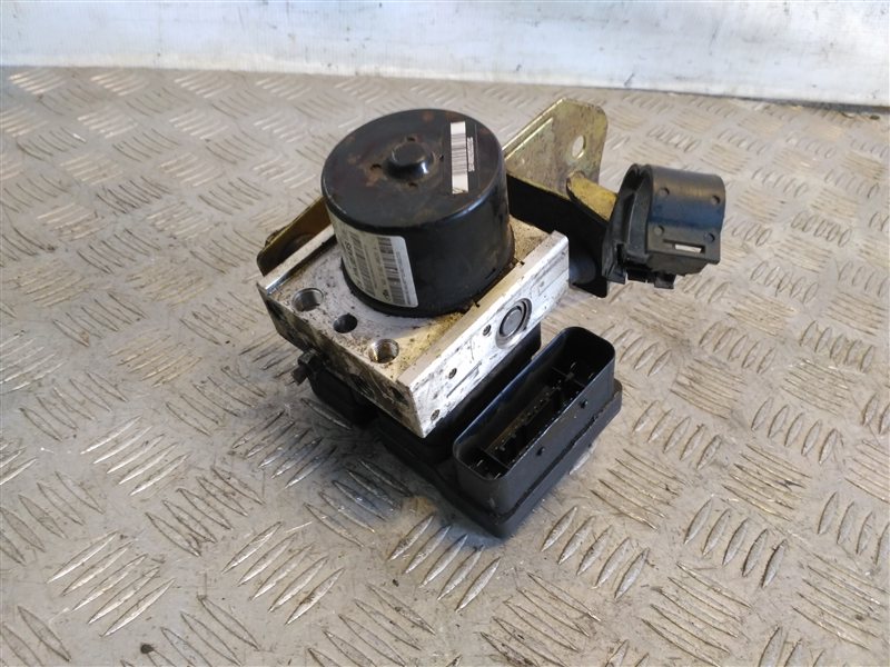 Блок ABS (насос) GEELY MK CROSS 2013 1.5 1014014577 Geely Б/У