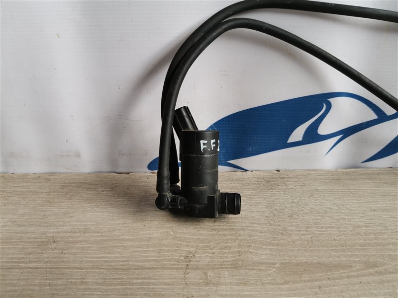 Насос омывателя лобового стекла FORD FOCUS 2006 II 1S7117K624FE Б/У
