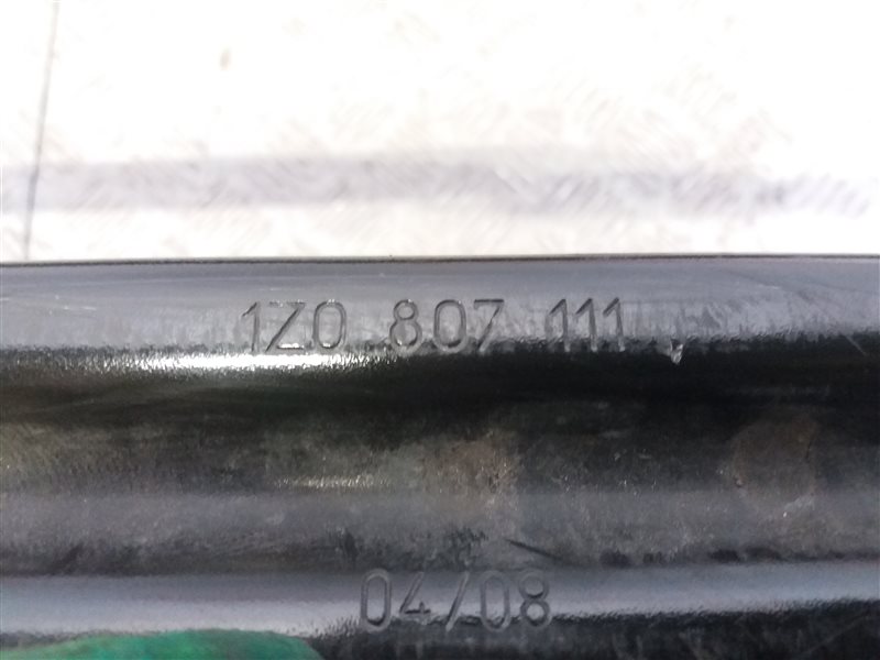 Усилитель переднего бампера верхний OCTAVIA 2008 A5 2.0 TDI