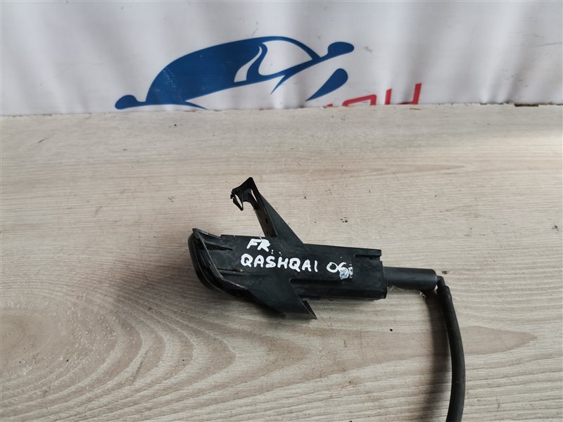 Форсунка омывателя фар правая NISSAN QASHQAI 2007 J10 28611JD000 Б/У