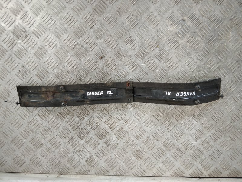 Накладка двери задней левой RANGER 2007 II