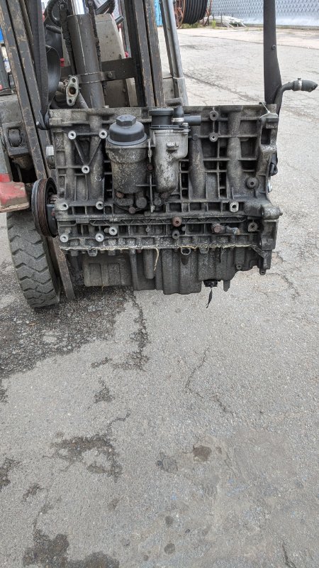 Блок цилиндров VOLVO XC70 2009 2.4 30677367 Б/У