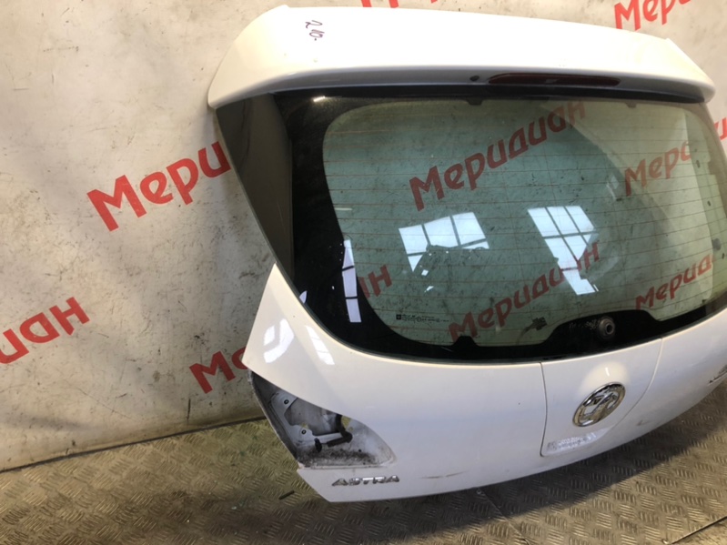 Дверь багажника OPEL ASTRA J