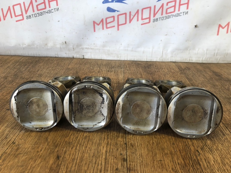 Поршень с шатуном NISSAN NOTE E11 1.6