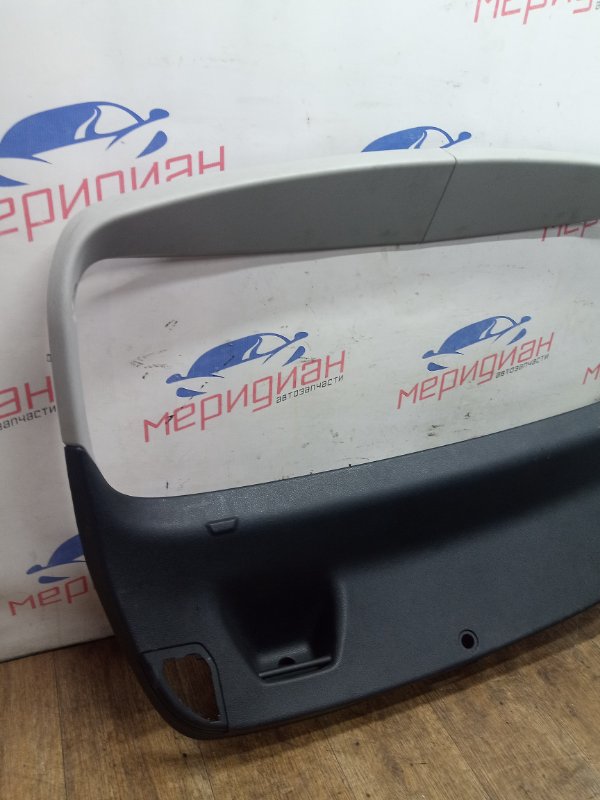 Обшивка двери багажника OPEL ASTRA J