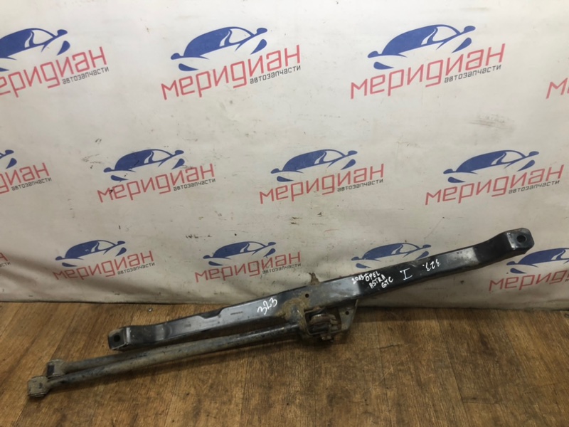 Кронштейн задней балки OPEL ASTRA 2014 J 13365855 Б/У