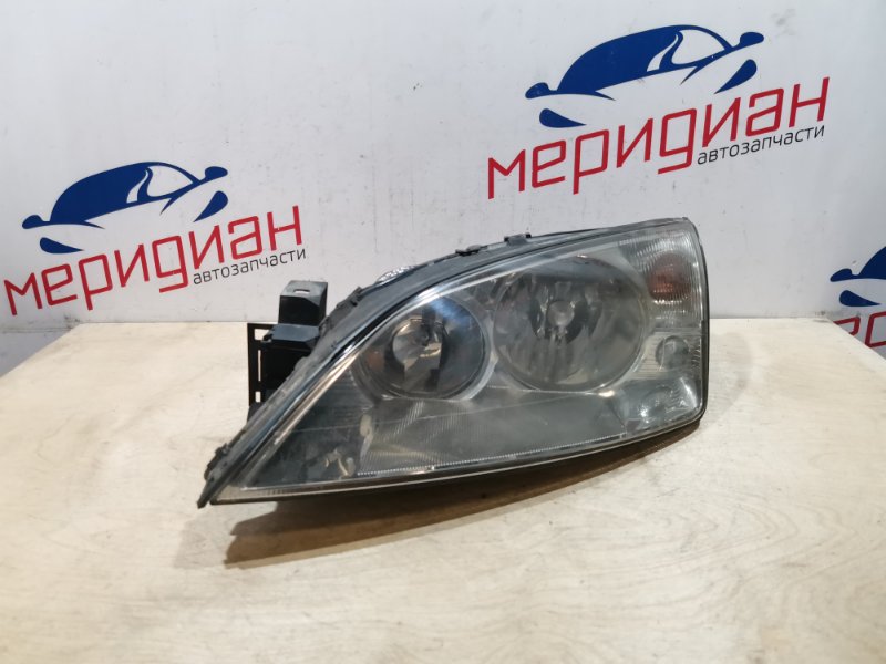 Фара левая FORD MONDEO 2006 III 1435624 Б/У