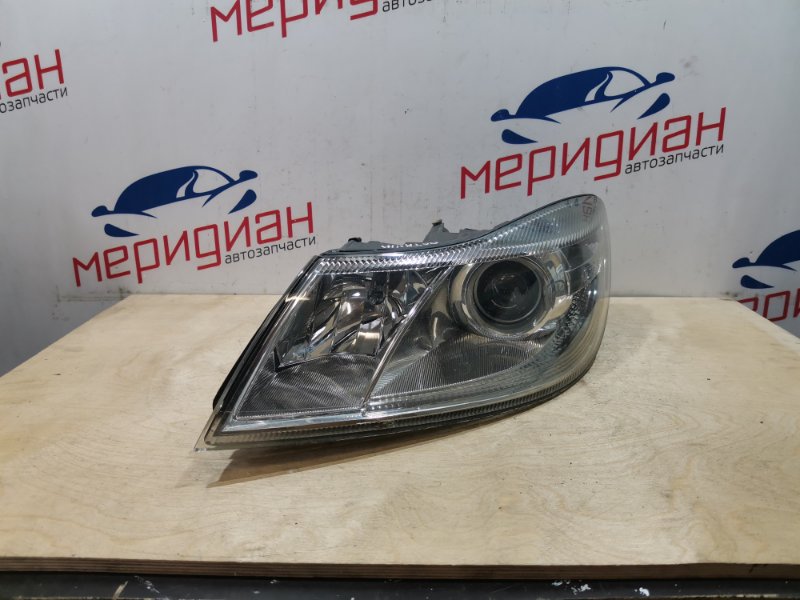 Фара левая SKODA OCTAVIA 2011 A5 1Z2941015F Б/У