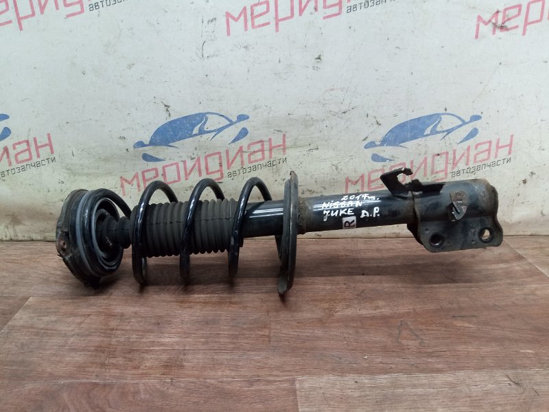Амортизатор передний правый NISSAN JUKE 2017 F15 E4302BA61A Б/У