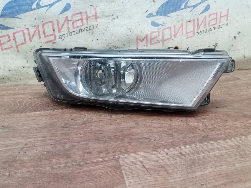 Фара противотуманная правая SKODA OCTAVIA 2014 A7 5E0941700 Б/У
