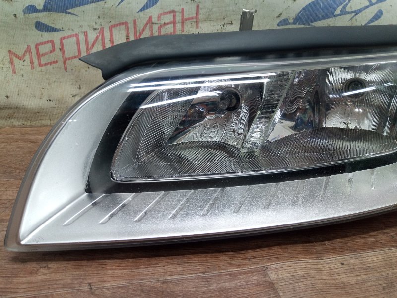 Фара левая XC70 2008