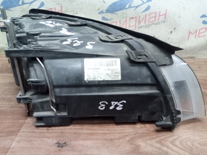 Фара левая XC70 2008