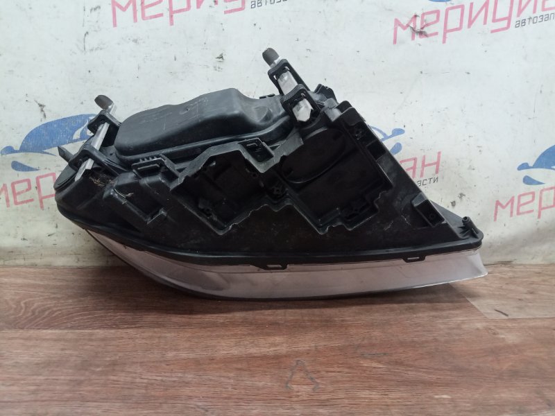 Фара левая XC70 2008