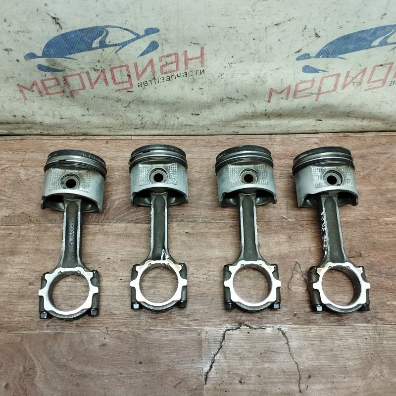 Поршень с шатуном NP 300 2010 D22