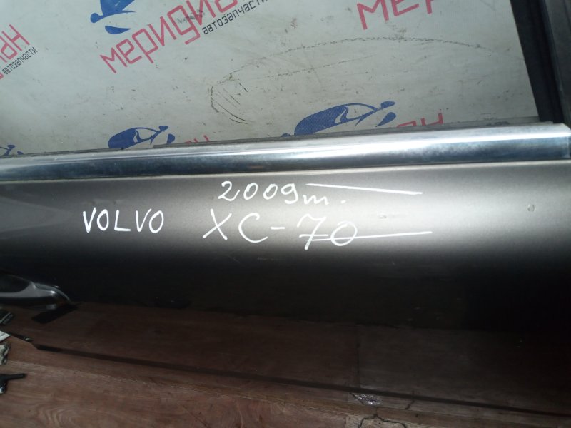 Дверь передняя правая XC70 2008