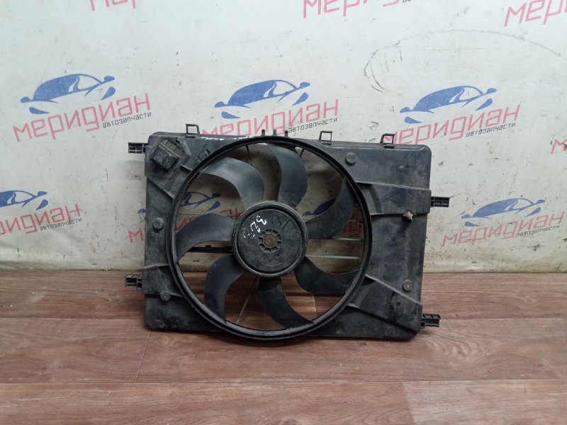 Вентилятор радиатора OPEL ASTRA 2011 J 1.4 13281777 Б/У