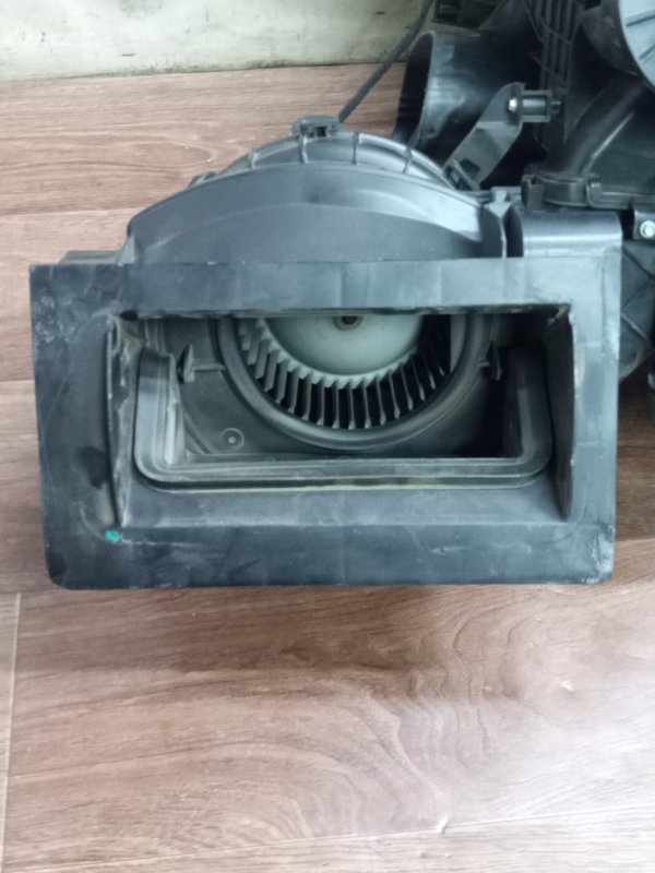 Корпус отопителя MOVANO 2011 B Корпус отопителя MOVANO 2011 B