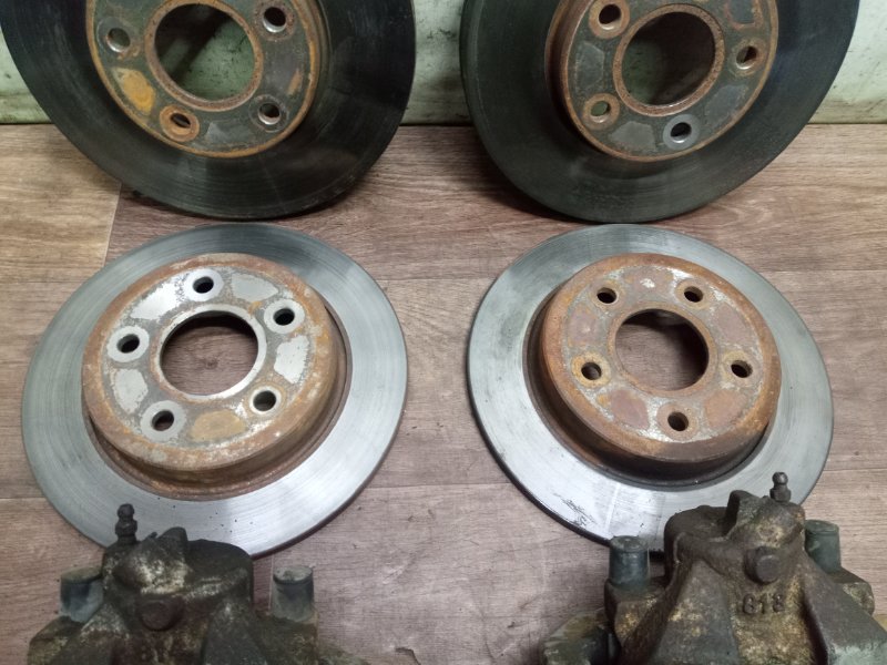 Тормозной диск FORD FOCUS II