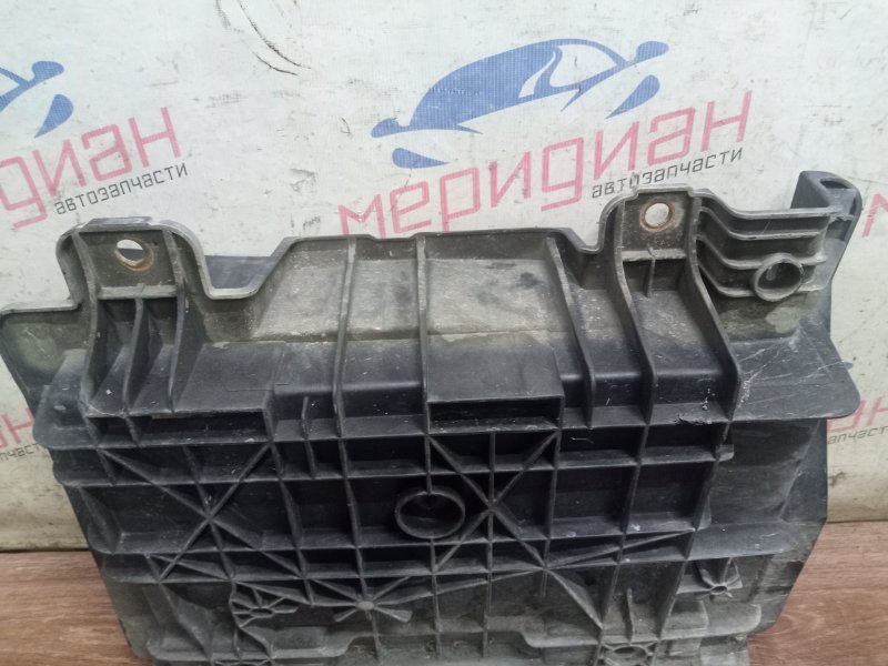 Крепление АКБ (корпус/подставка) MOVANO 2011 B