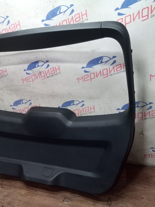 Обшивка двери багажника OPEL ANTARA