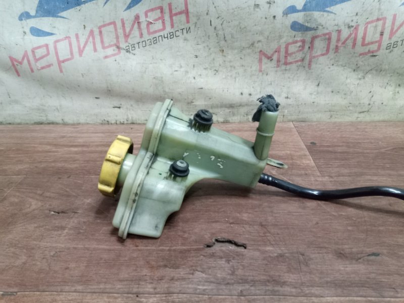 Бачок гидроусилителя FUSION 2007 CBK