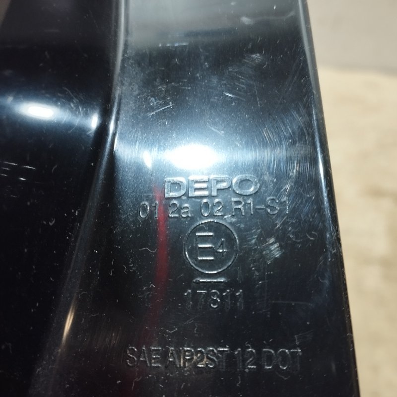 Фонарь задний наружный левый CX5 2013 KE