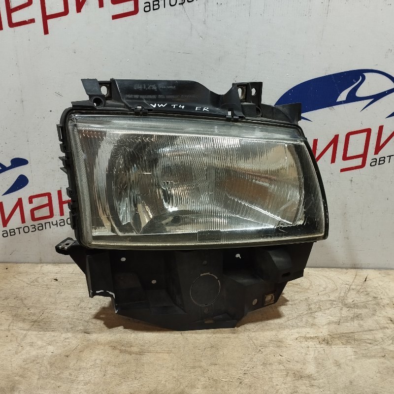Фара правая VOLKSWAGEN TRANSPORTER 1996 T4 701941010L Б/У