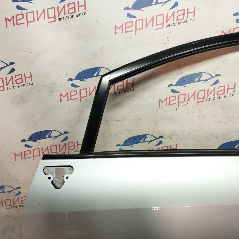 Дверь передняя левая TOYOTA VERSO
