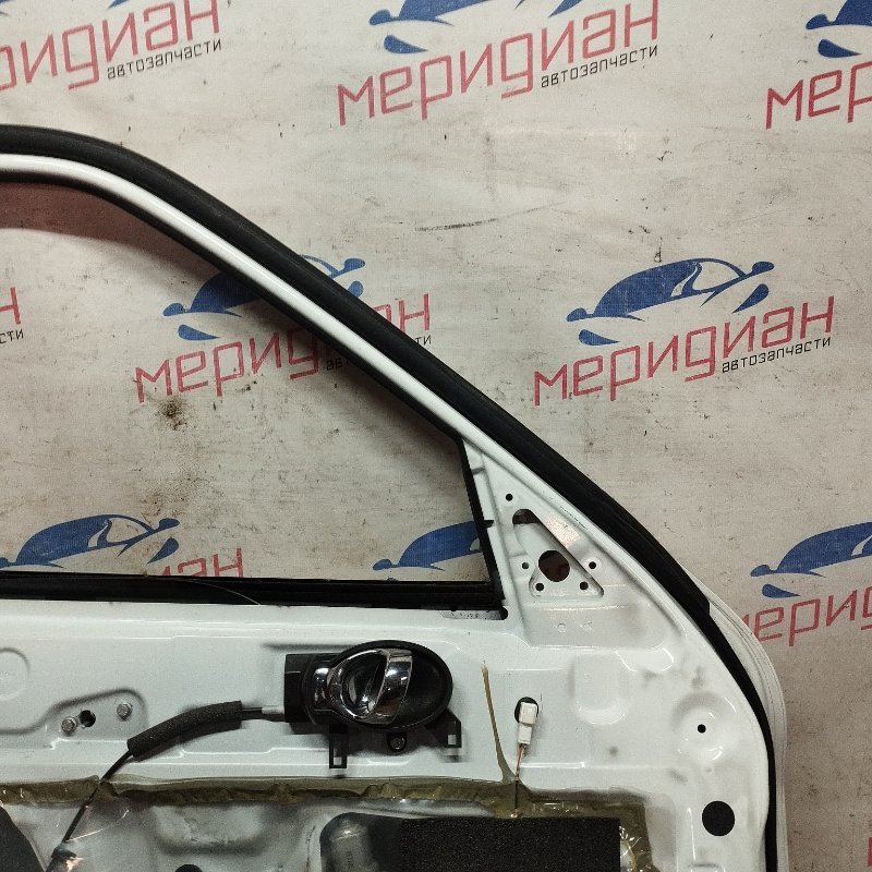 Дверь передняя левая JUKE 2013 F15