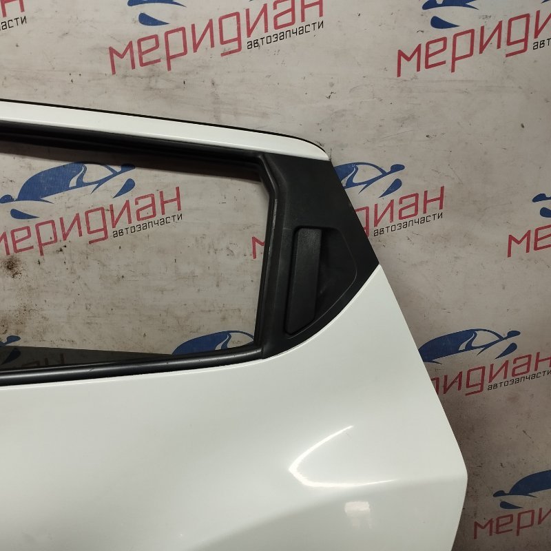 Дверь задняя левая NISSAN JUKE F15