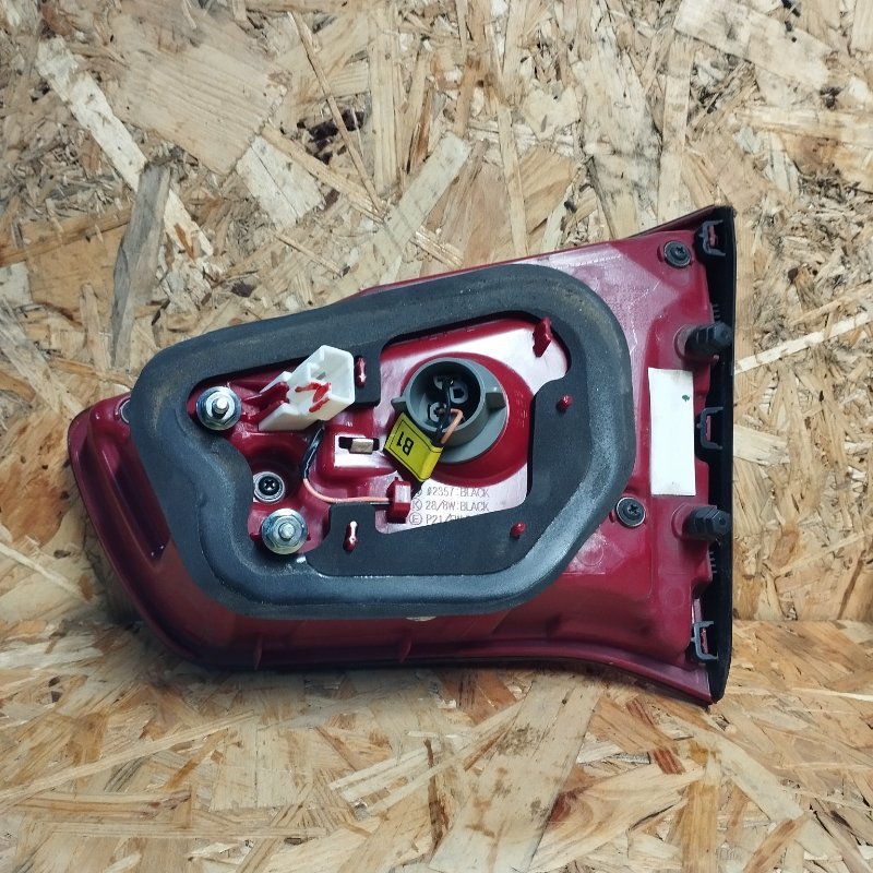 Фонарь задний внутренний левый KIA SPORTAGE SL