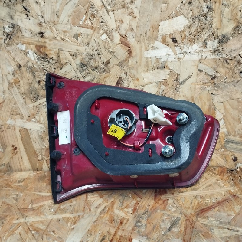 Фонарь задний внутренний левый SPORTAGE 2014 SL