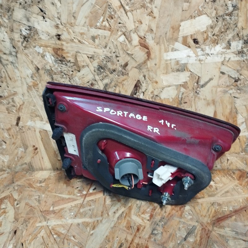 Фонарь задний внутренний левый SPORTAGE 2014 SL
