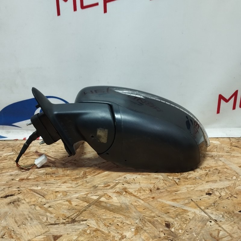 Зеркало левое электрическое JUKE 2015 F15