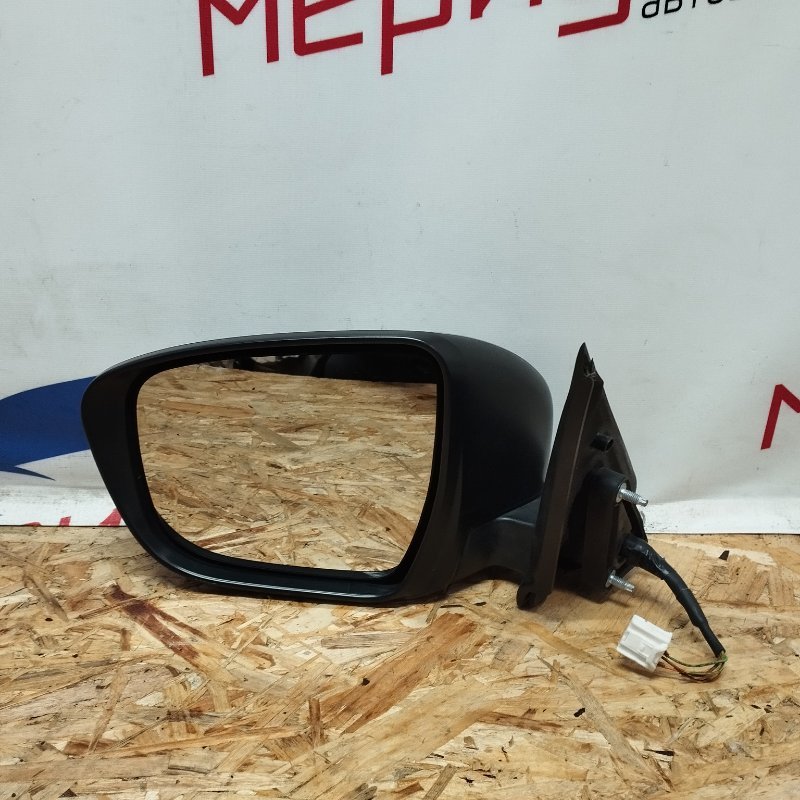 Зеркало левое электрическое JUKE 2015 F15